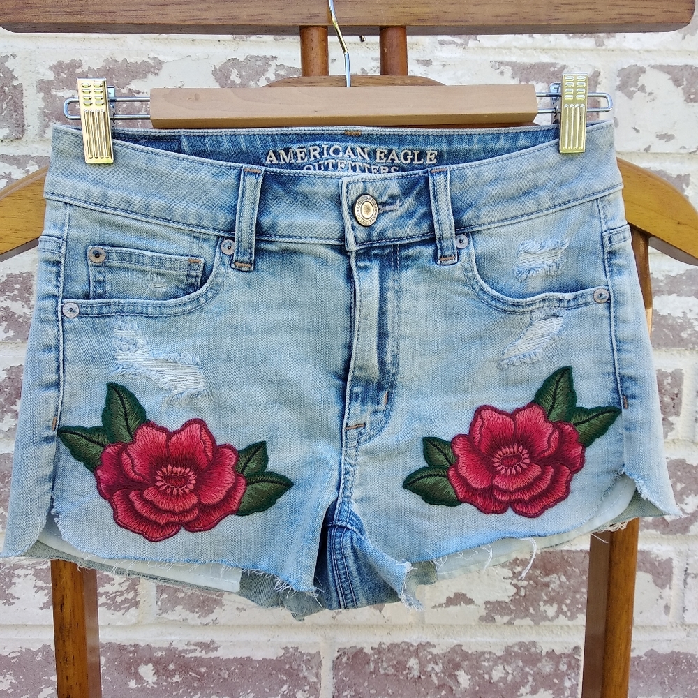 American Eagle High Waisted Shorts